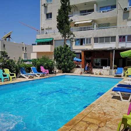 Lordos Seafront - Lovely One Bed On The Beach דירה