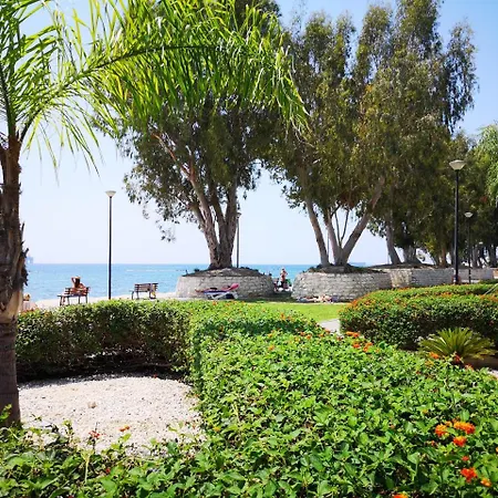 דירה Lordos Seafront - Lovely One Bed On The Beach *