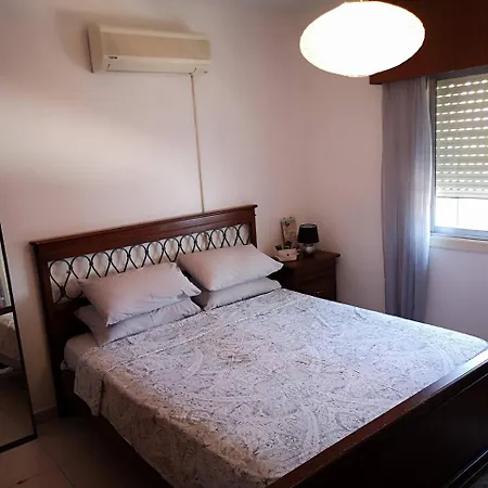 Appartamento Lordos Seafront - Lovely One Bed On The Beach *